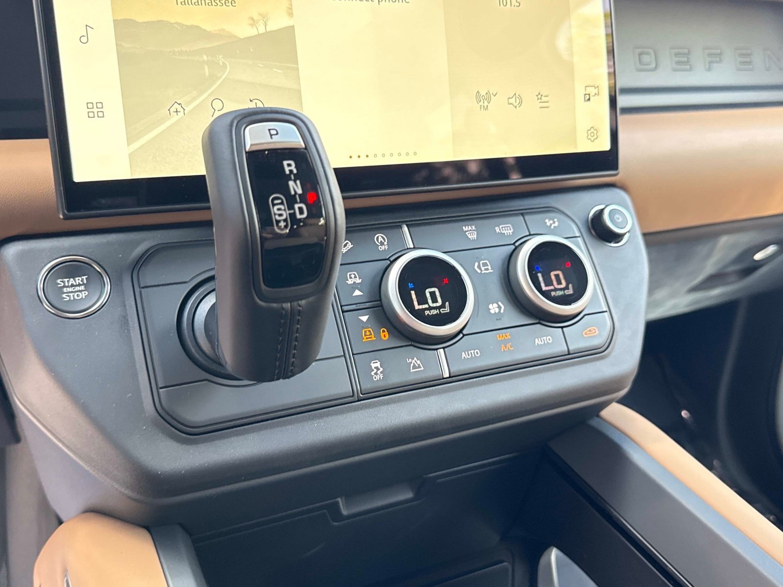 New 2026 Land Rover Defender 110 S AWD/4WD image 26