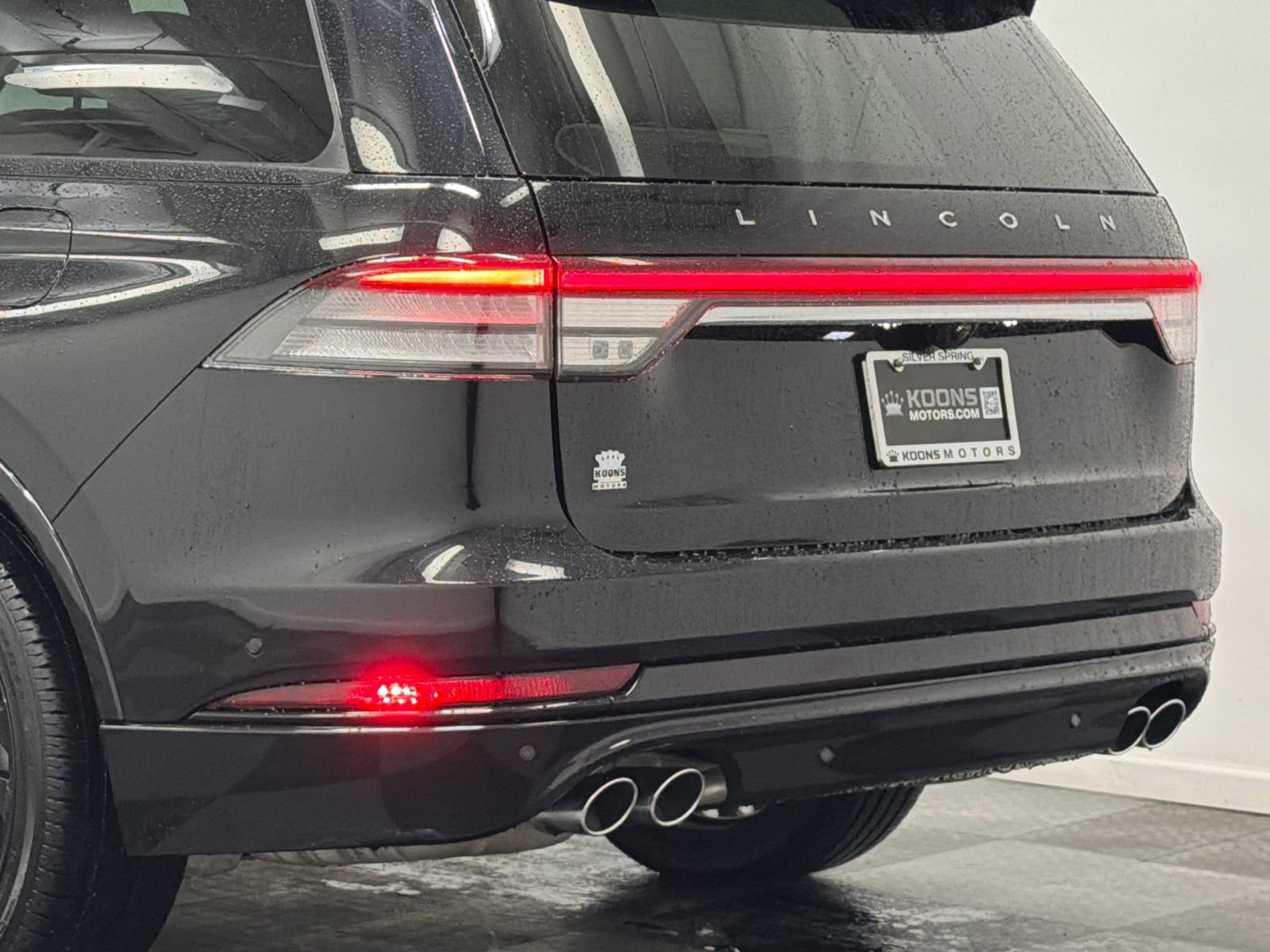 Used 2023 Lincoln Aviator Reserve w/ Jet Package AWD/4WD image 7
