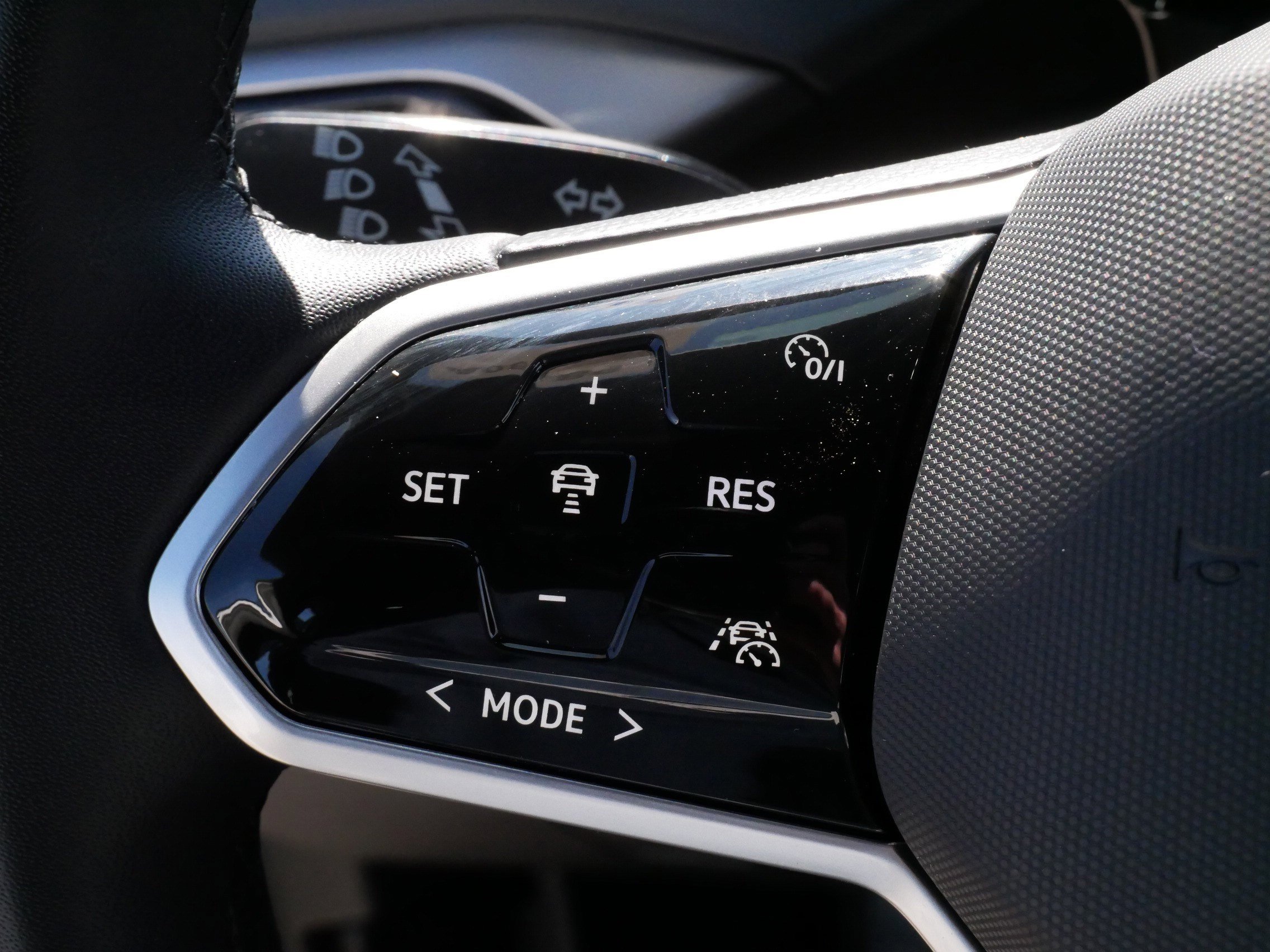 Used 2023 Volkswagen ID.4 Pro S image 25