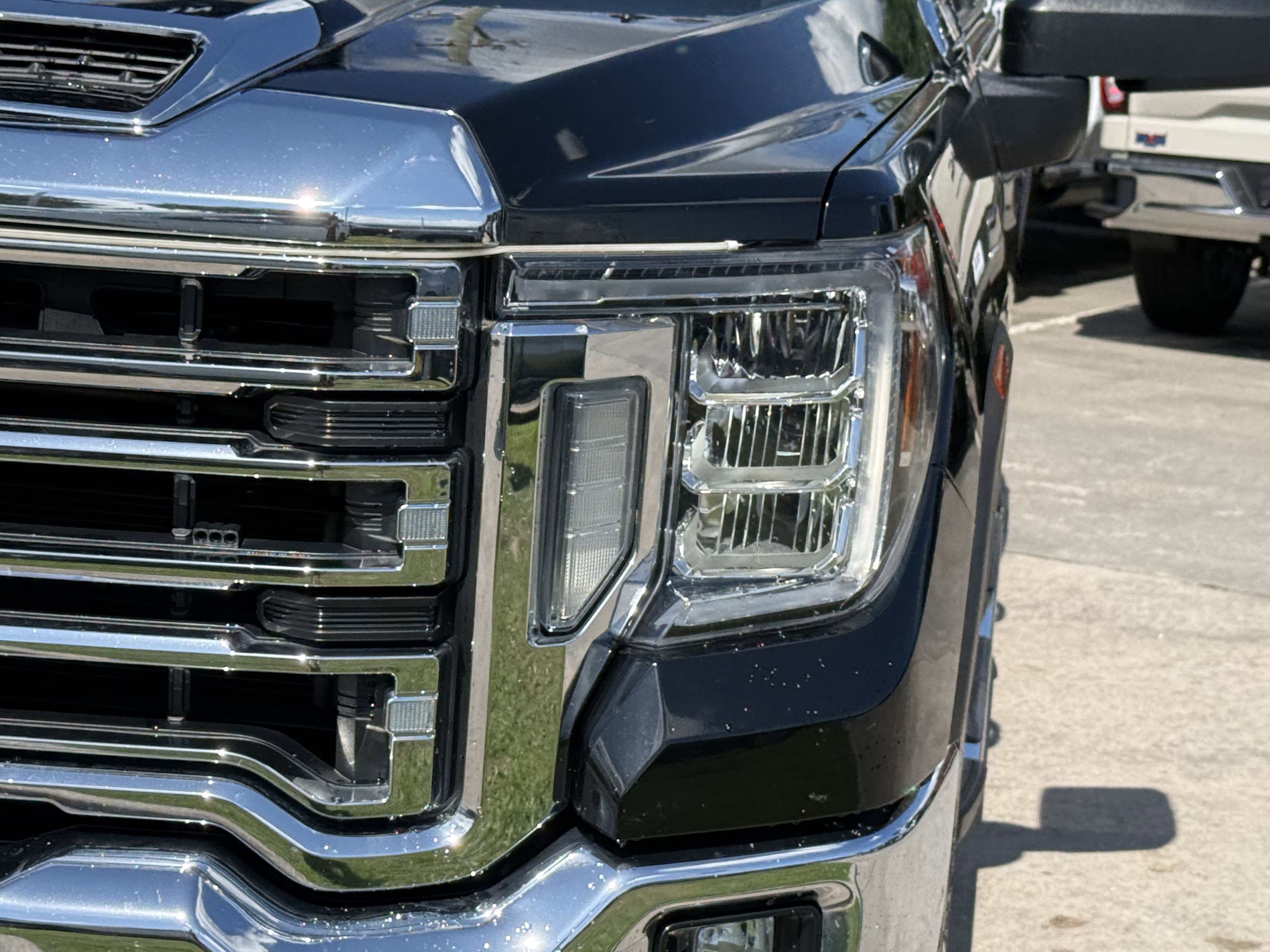 Used 2020 GMC Sierra 2500 SLT AWD/4WD image 11