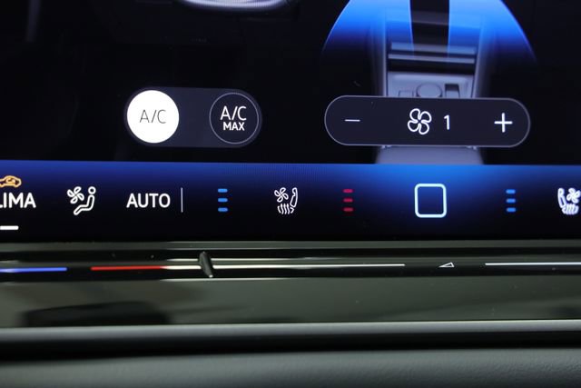 New 2026 Volkswagen Tiguan SEL R-Line image 19