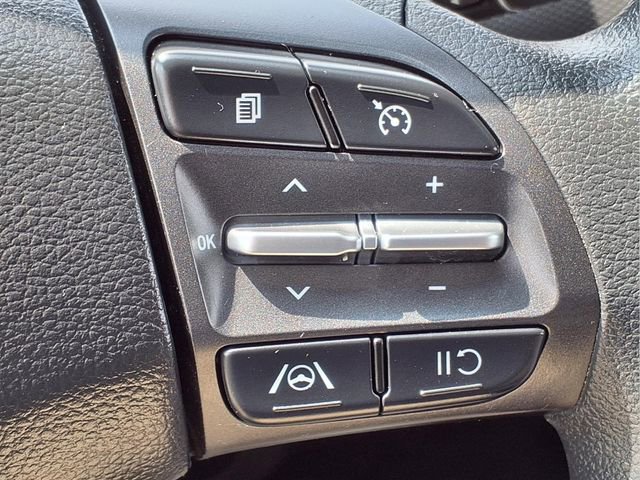 Used 2023 Hyundai Kona SEL AWD/4WD image 19