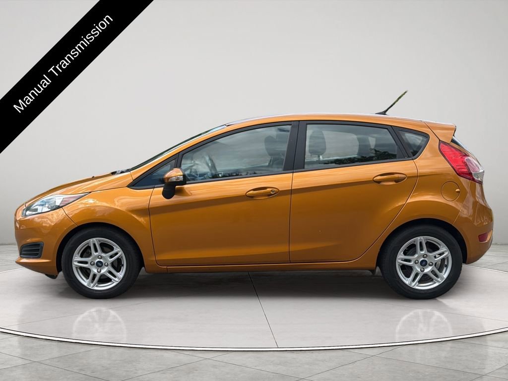 Used 2016 Ford Fiesta SE FWD image 2