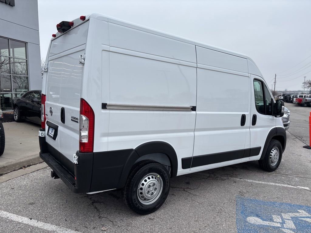 New 2026 RAM ProMaster 2500 image 30