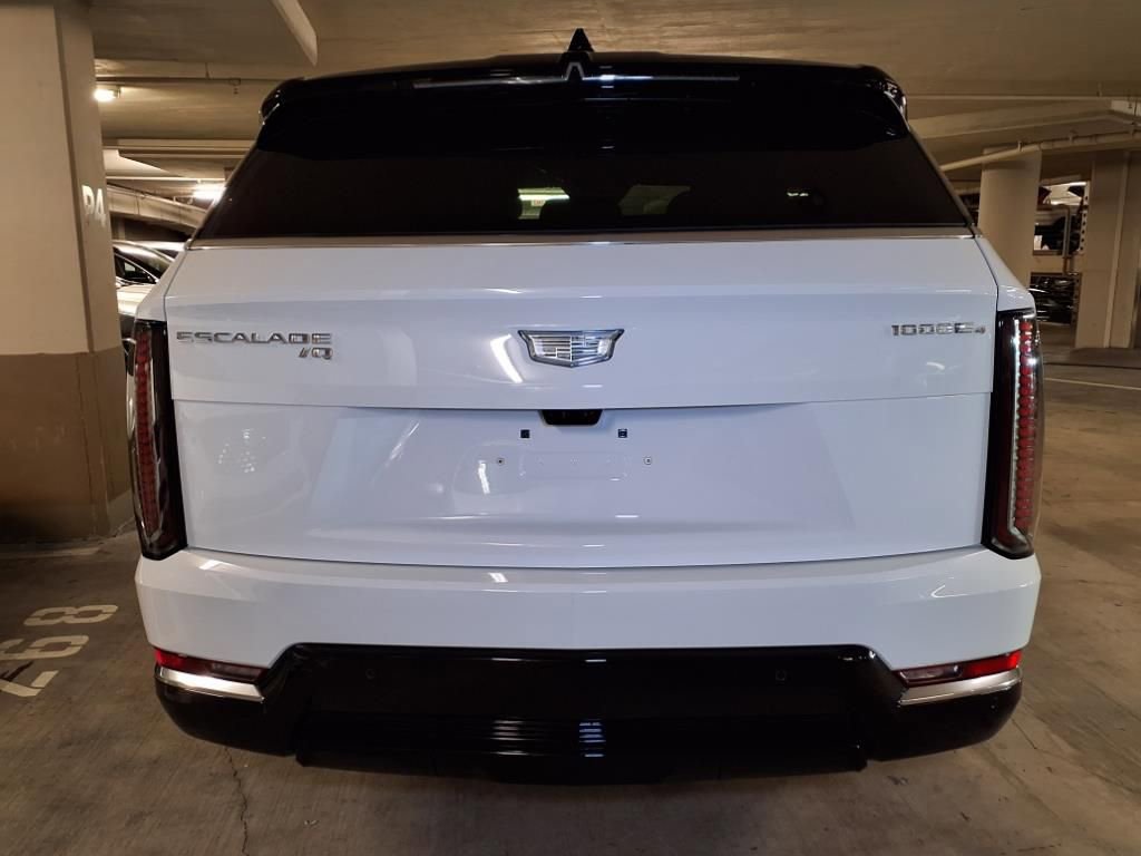 New 2025 Cadillac Escalade IQ Luxury 1 AWD/4WD image 7