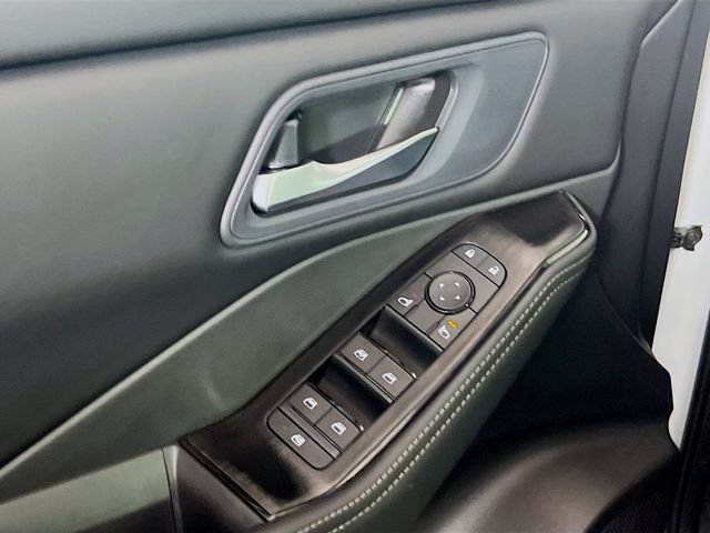 Used 2026 Nissan Rogue SV FWD image 16