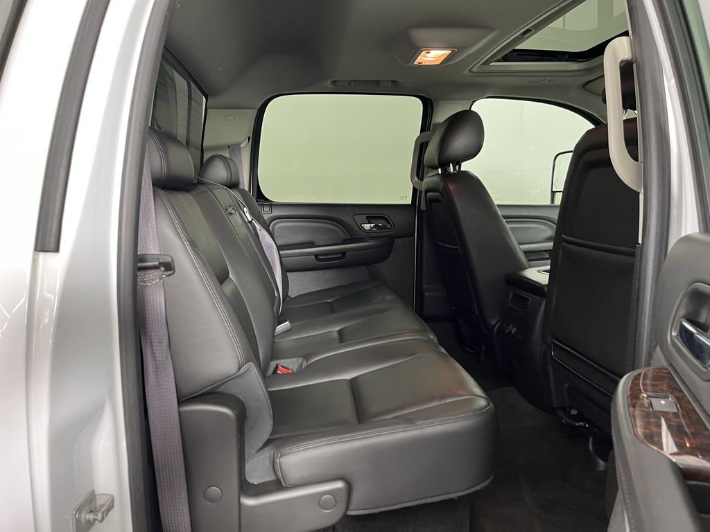 Used 2013 GMC Sierra 3500 Denali image 15