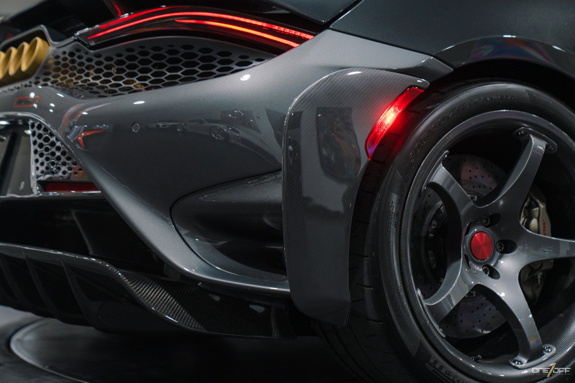 Used 2022 McLaren 765LT image 21