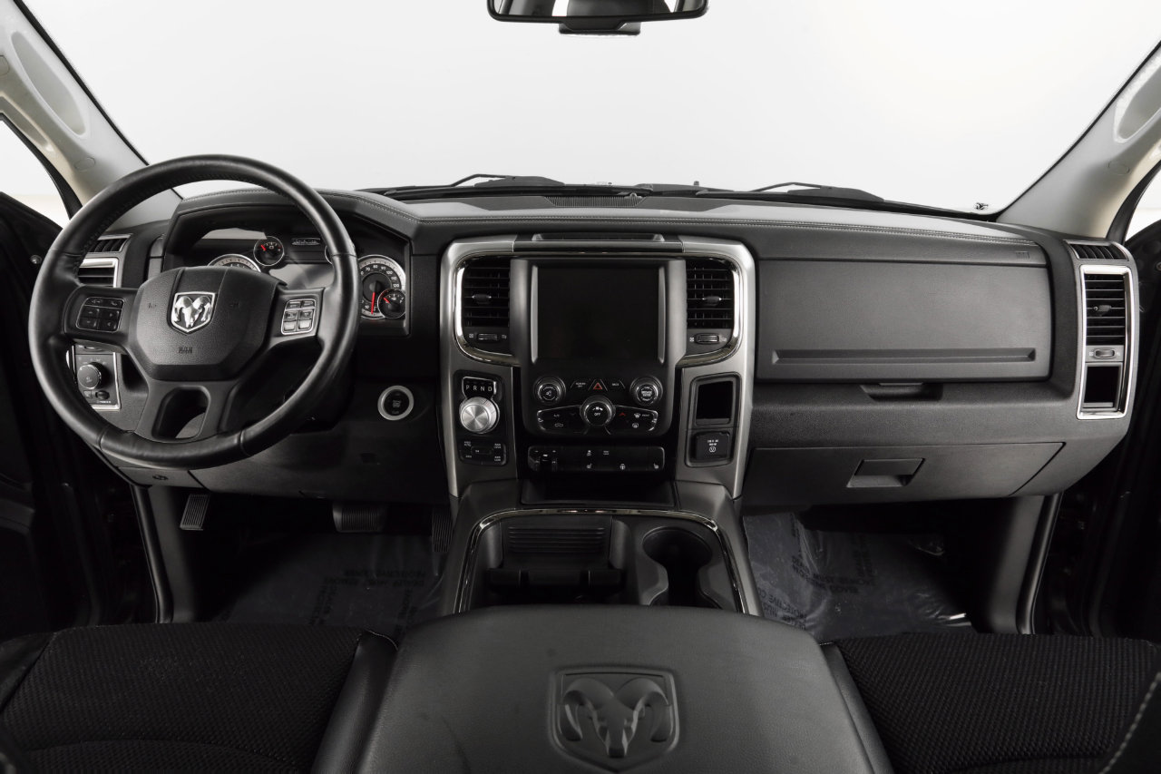 Used 2017 RAM 1500 Sport image 12