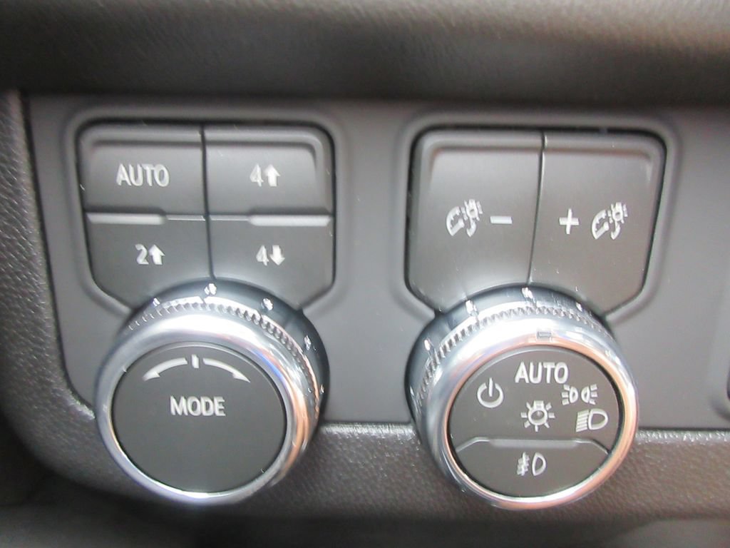 New 2026 GMC Yukon XL Elevation w/ Elevation Premium Package AWD/4WD image 17