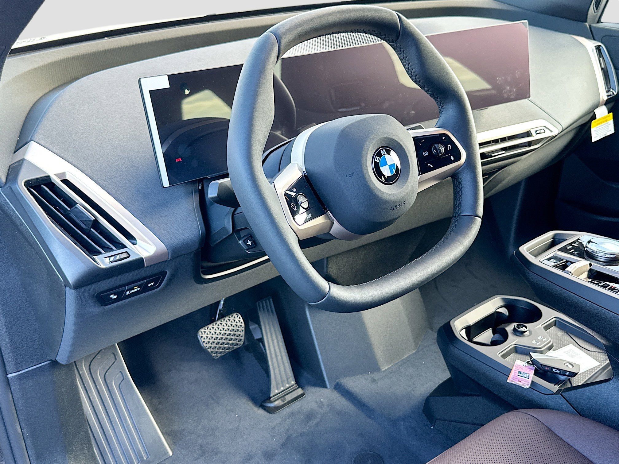 New 2026 BMW iX xDrive45 image 7