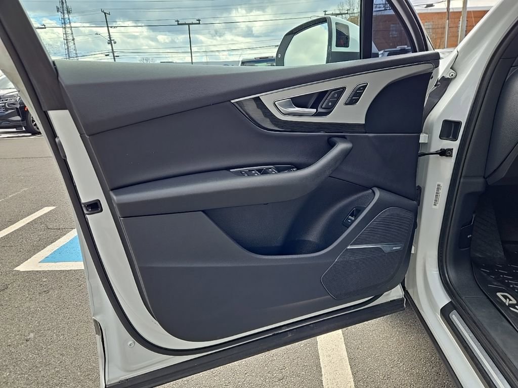Used 2019 Audi Q7 2.0T Premium Plus w/ Premium Plus Package image 12