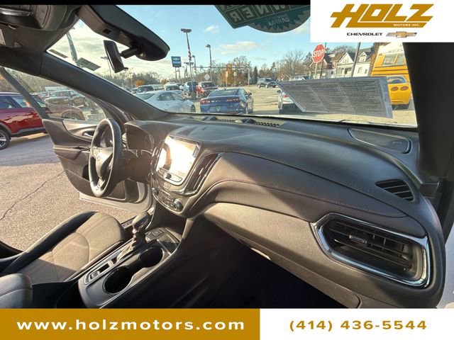 Certified 2022 Chevrolet Equinox RS w/ Infotainment Package image 22