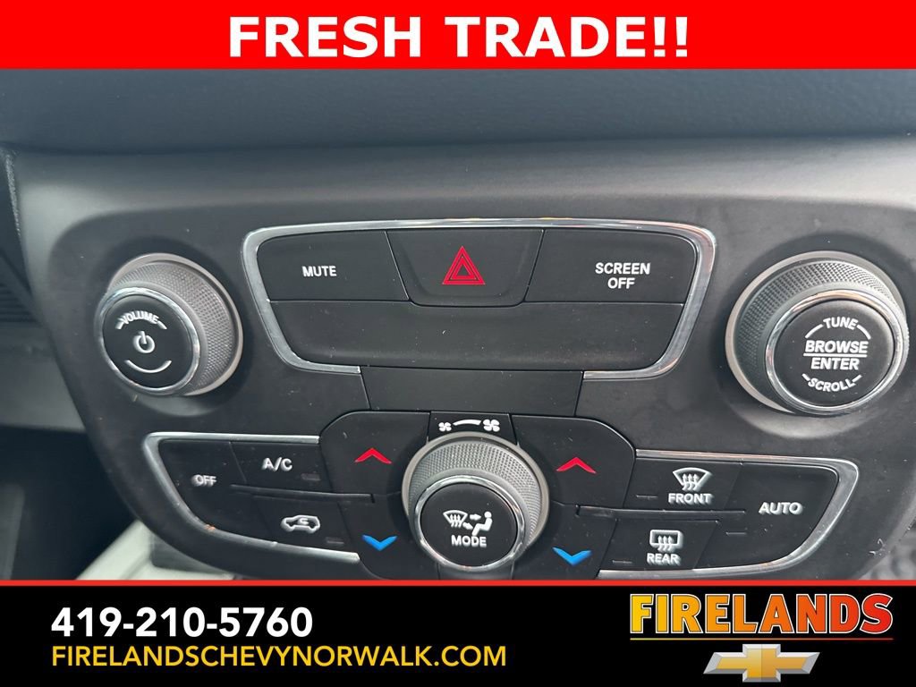 Used 2020 Jeep Compass Latitude w/ Cold Weather Group image 32