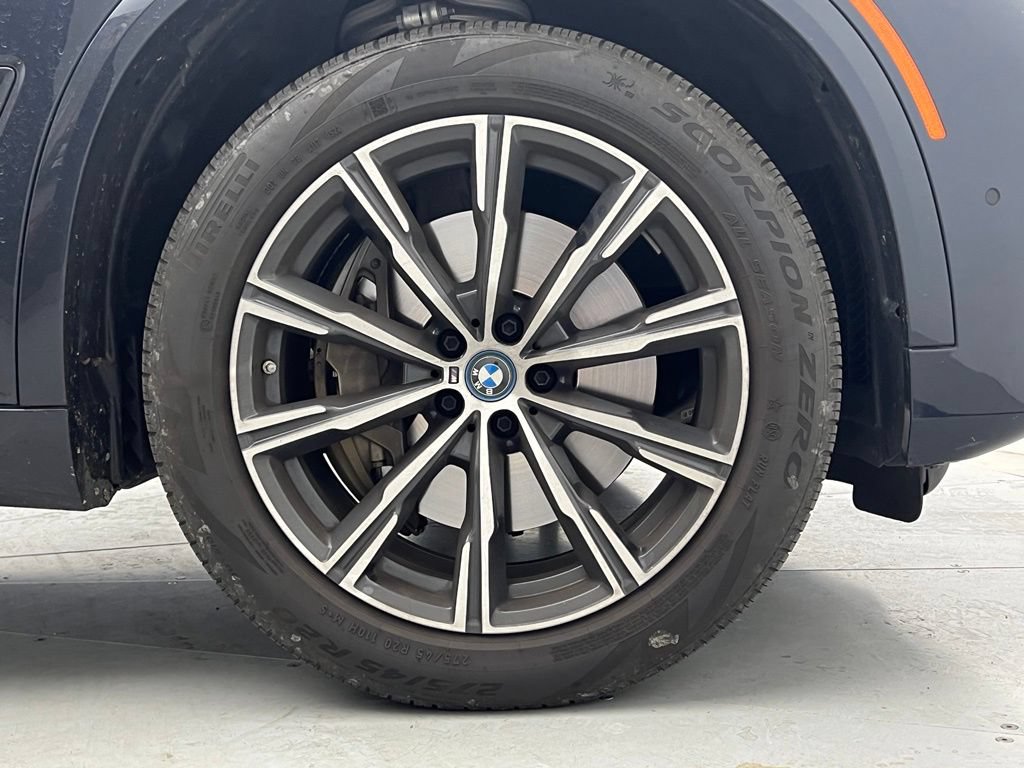 Certified 2022 BMW X5 xDrive45e w/ M Sport Package AWD/4WD image 23
