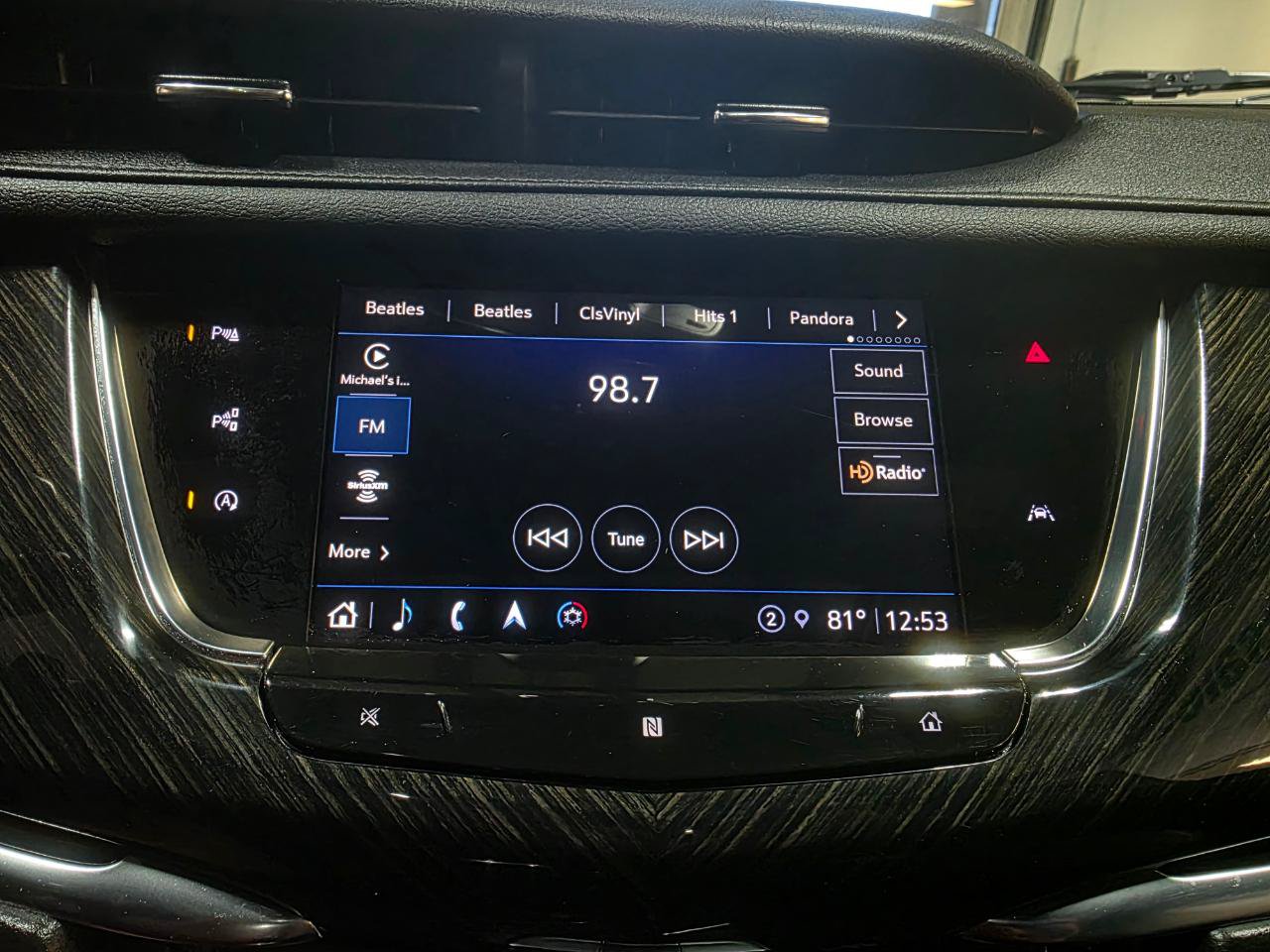 Used 2021 Cadillac XT6 Premium Luxury AWD/4WD image 34