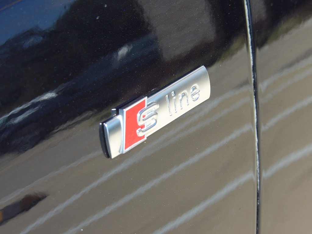 Used 2017 Audi A4 2.0T Prestige image 10