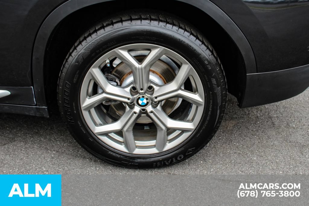 Used 2024 BMW X4 xDrive30i w/ Parking Assistance Package AWD/4WD image 14