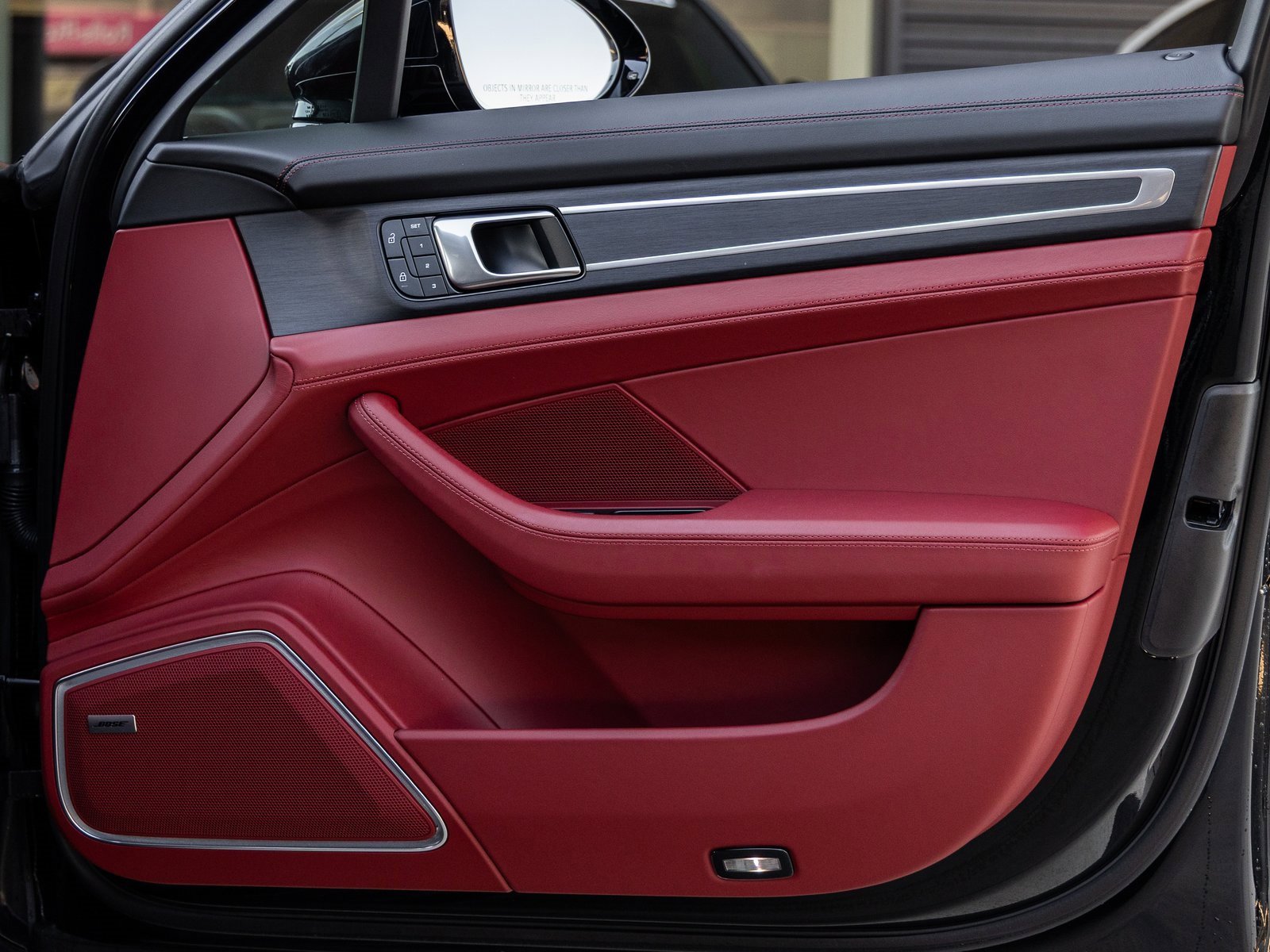 Used 2023 Porsche Panamera GTS image 39