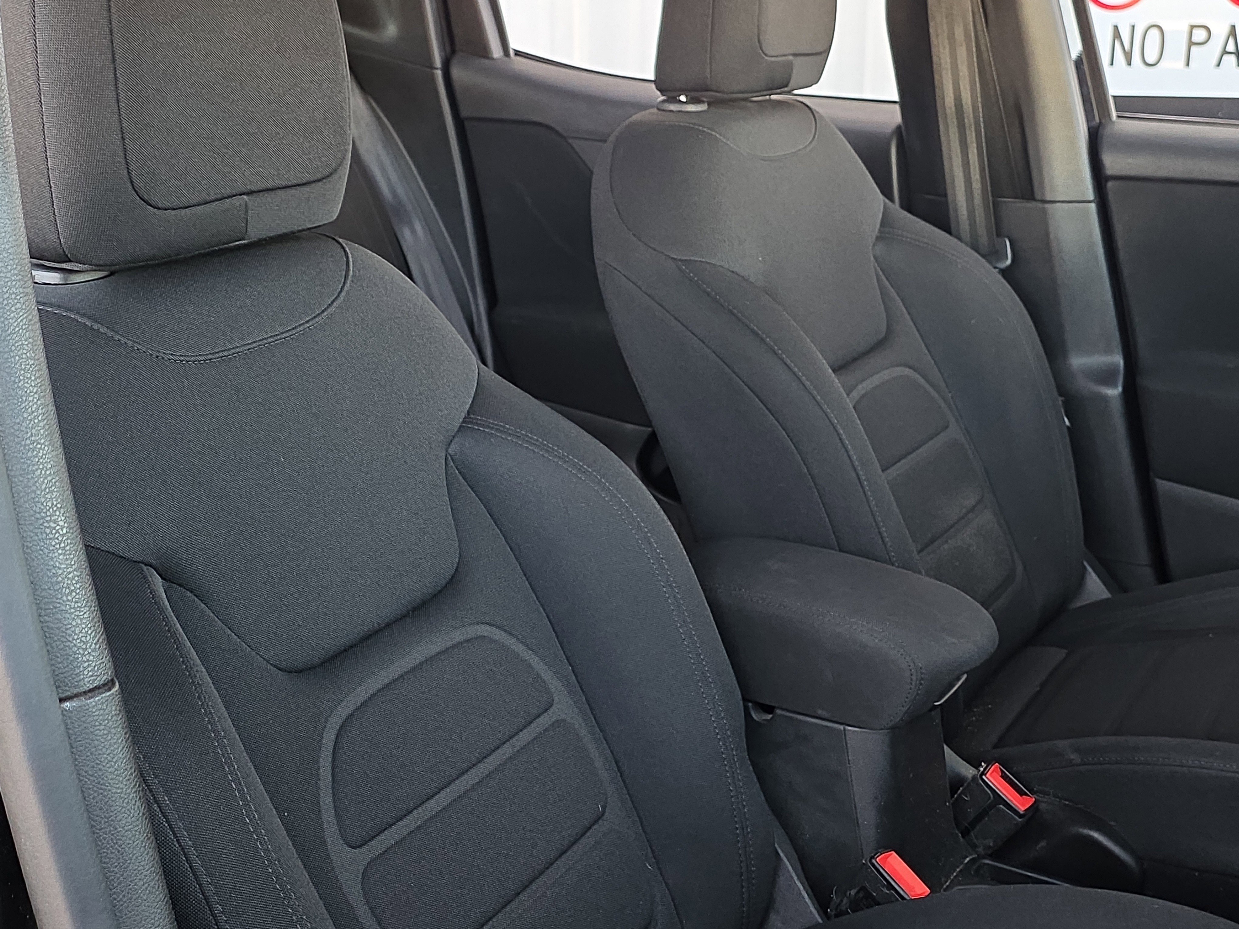 Used 2019 Jeep Renegade Latitude image 30