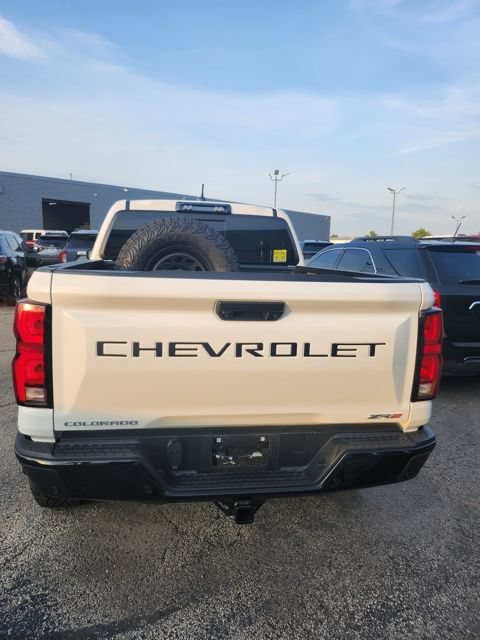 Used 2026 Chevrolet Colorado ZR2 AWD/4WD image 12
