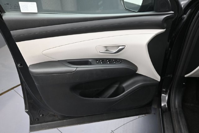 Used 2025 Hyundai Tucson SEL FWD image 7