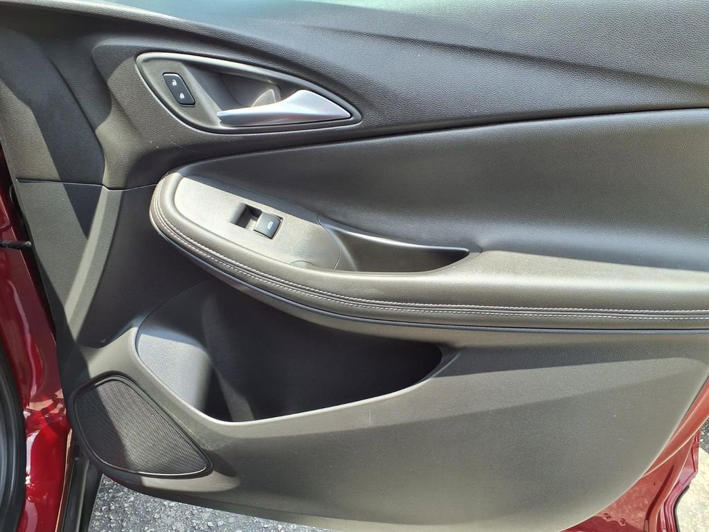 Used 2024 Buick Encore GX Preferred FWD image 5