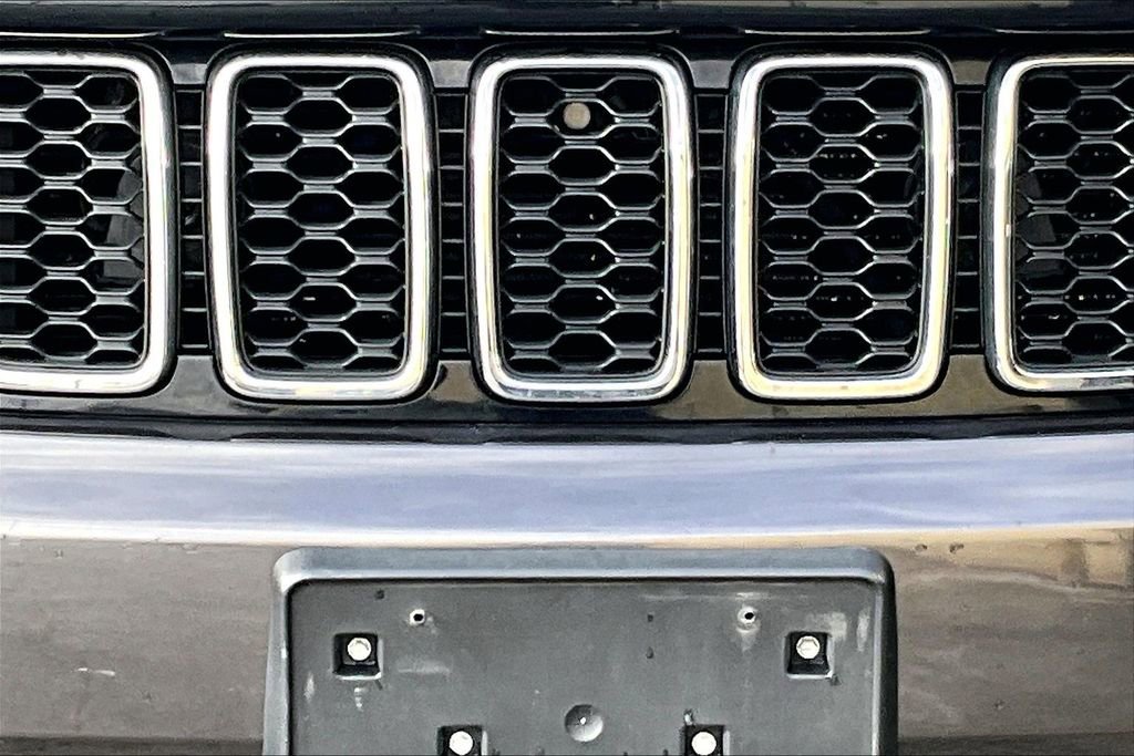 Used 2021 Jeep Grand Cherokee Limited image 12