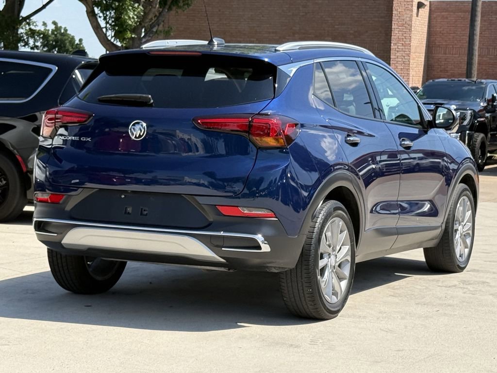 Used 2023 Buick Encore GX Essence w/ Experience Buick Package FWD image 4