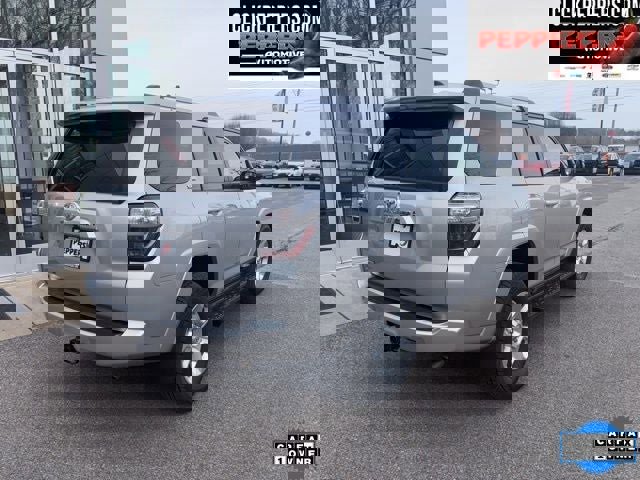 Used 2024 Toyota 4Runner SR5 Premium image 4