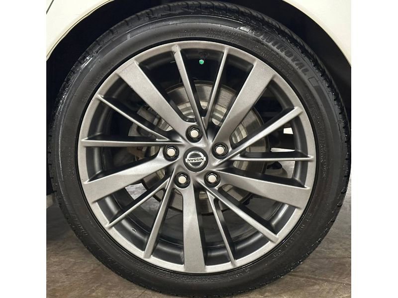 Used 2019 Nissan Maxima Platinum w/ Reserve Package FWD image 11