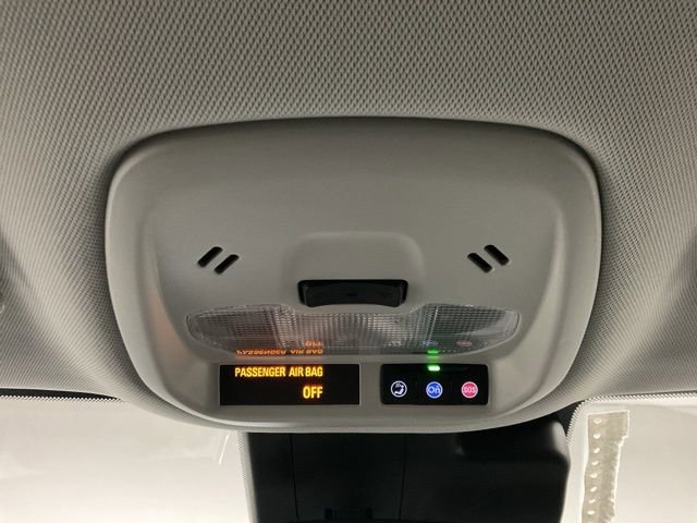 New 2026 Chevrolet Trax LT w/ Midnight Edition FWD image 17