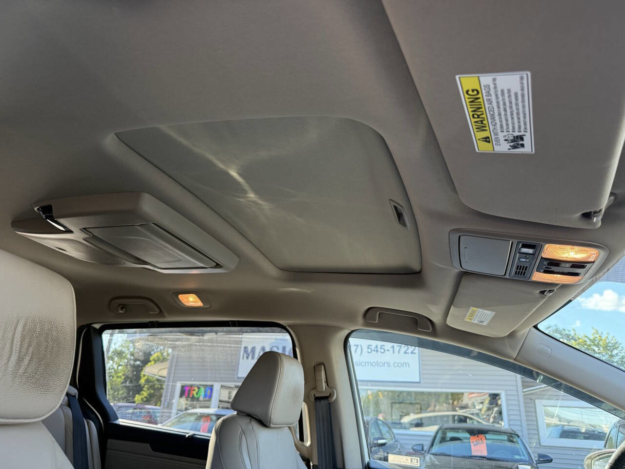 Used 2019 Honda Odyssey Touring image 18