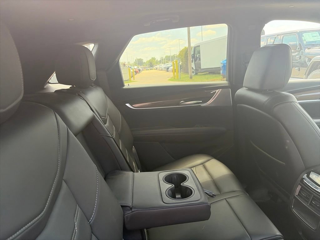 Certified 2024 Cadillac XT5 Premium Luxury w/ Platinum Package AWD/4WD image 11