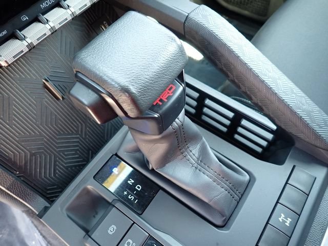 Used 2024 Toyota Tacoma TRD Off-Road AWD/4WD image 20
