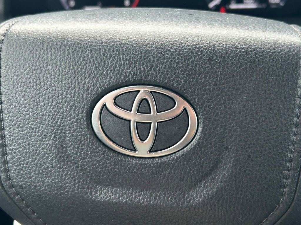 Used 2025 Toyota Tacoma 4x4 Double Cab Hybrid image 42