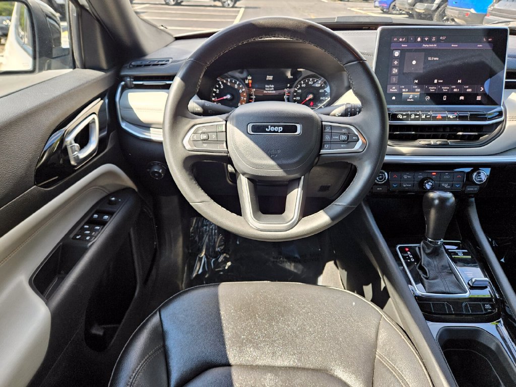 Used 2024 Jeep Compass Limited AWD/4WD image 13