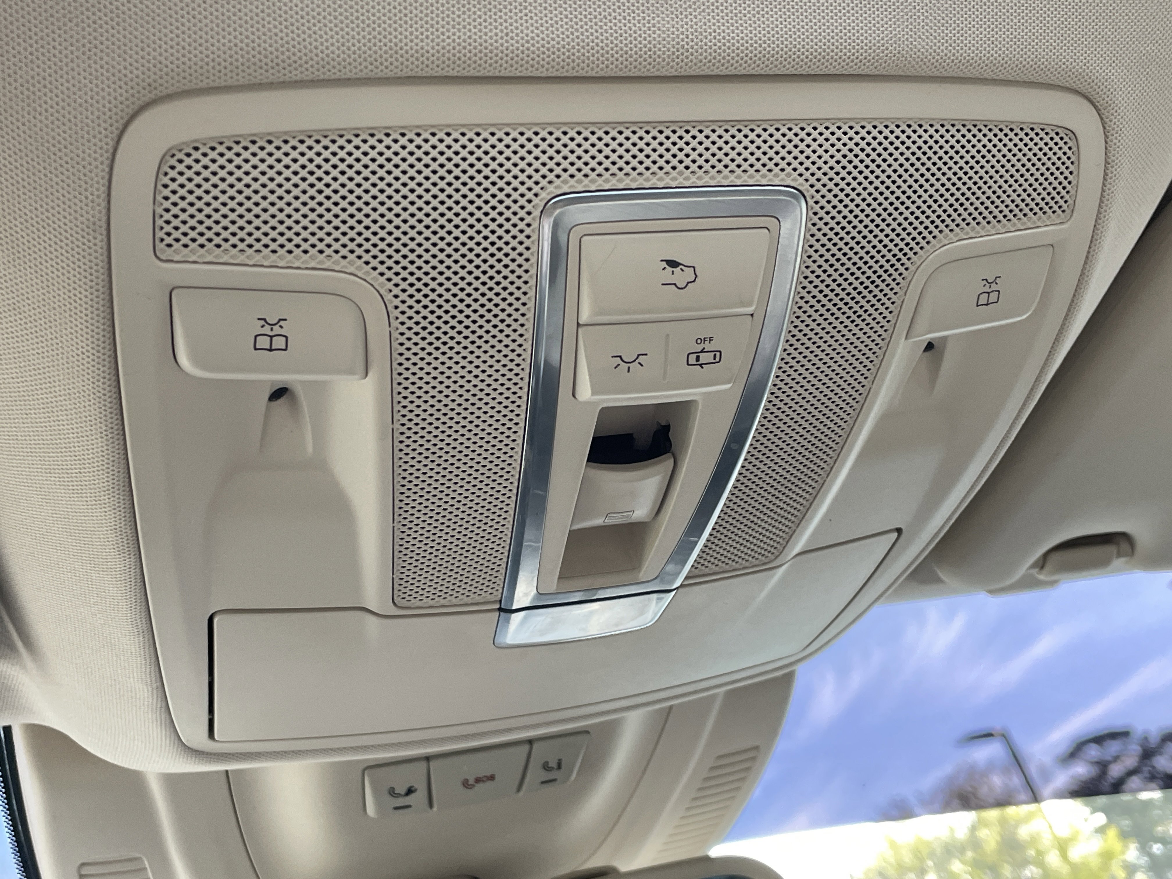 Used 2019 Mercedes-Benz GLS 550 GLS 550 4MATIC SUV image 39