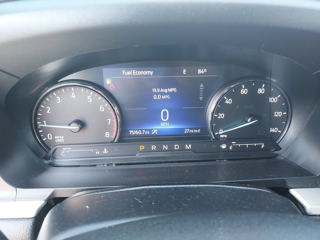 Used 2021 Ford Explorer XLT w/ Equipment Group 202A AWD/4WD image 18