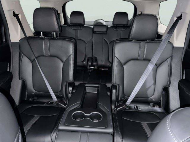 Used 2025 Honda Pilot EX-L image 44