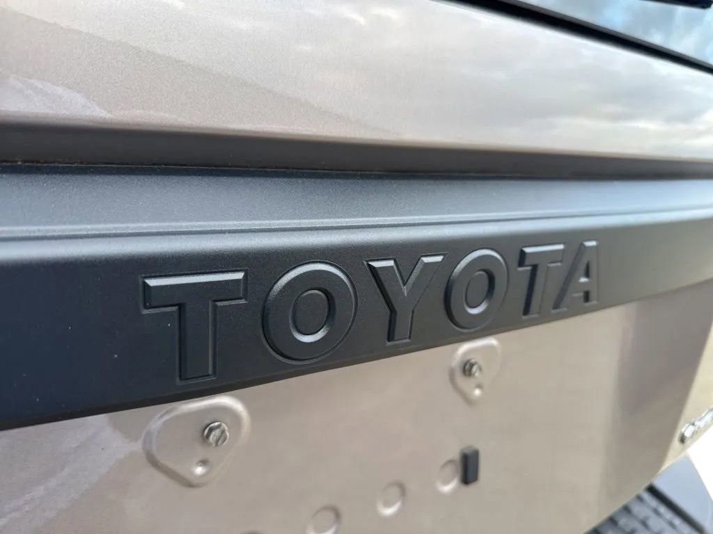 Used 2024 Toyota Land Cruiser 1958 image 25