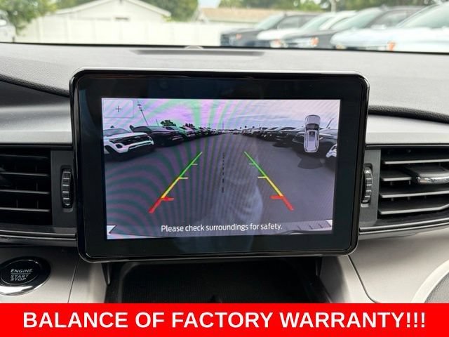 Used 2024 Ford Explorer XLT RWD image 24