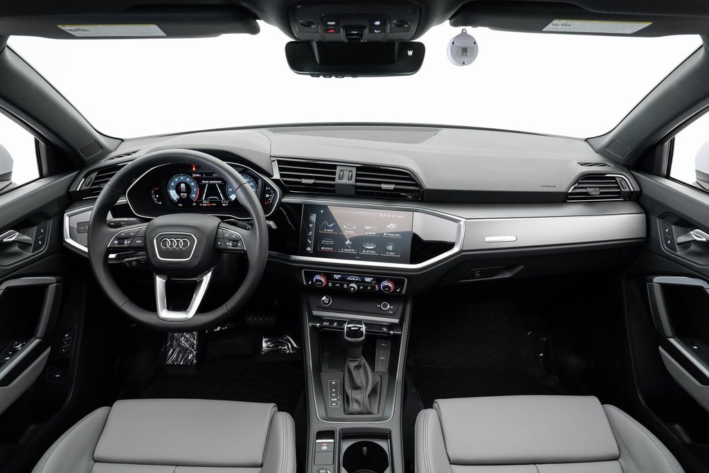 Certified 2024 Audi Q3 2.0T Premium image 24