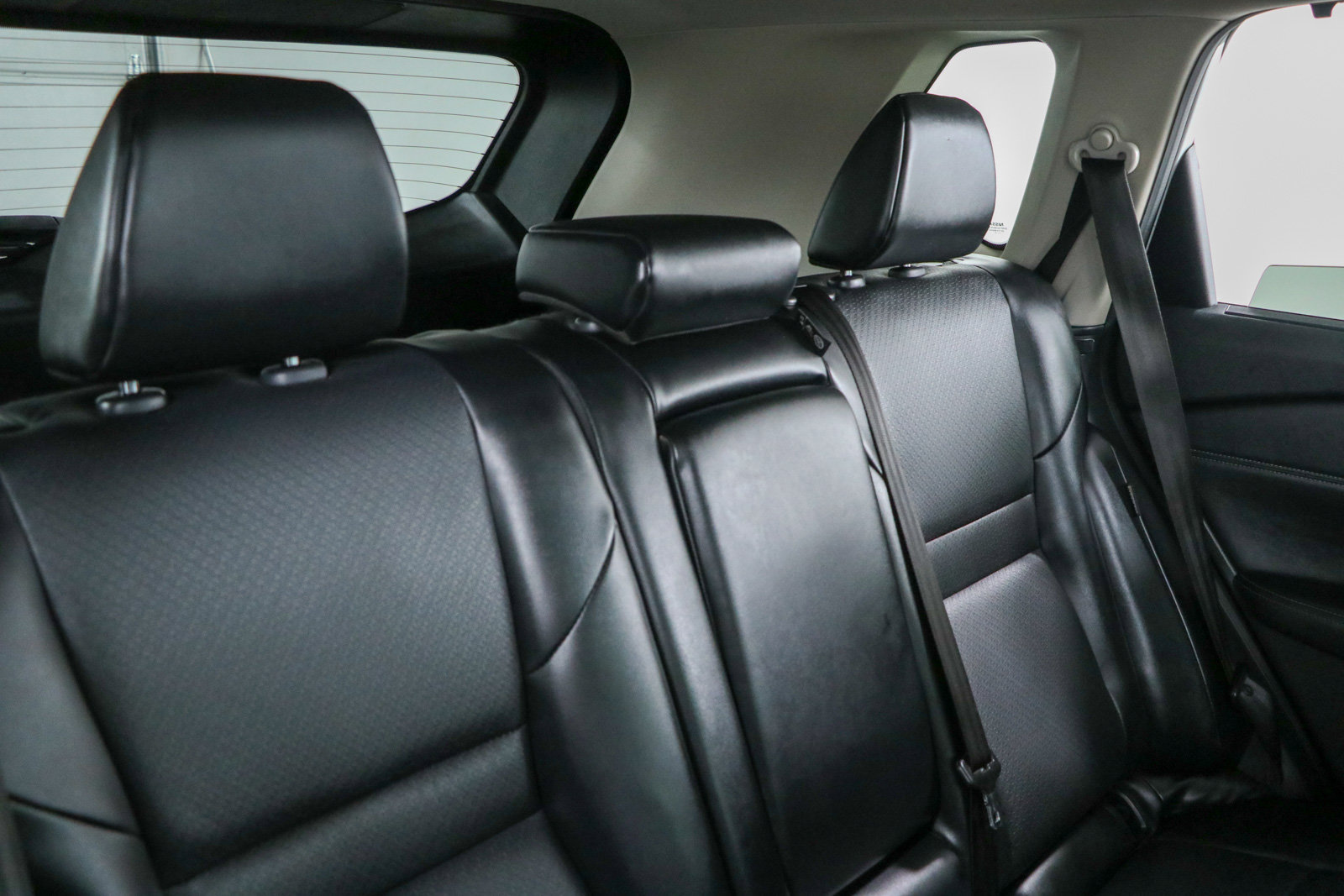 Used 2024 Nissan Rogue SV w/ SV Premium Package FWD image 28