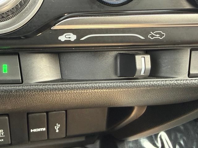 Used 2015 Honda Fit EX image 25