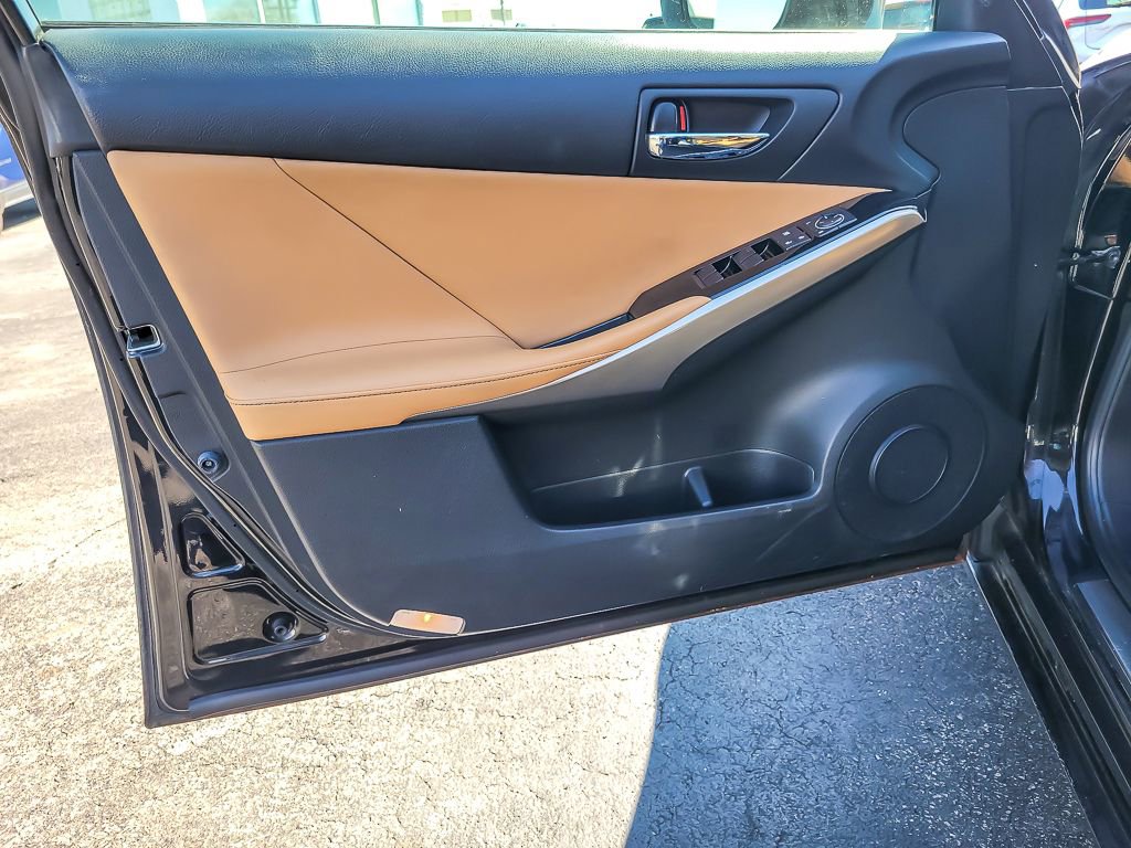 Used 2016 Lexus IS 300 AWD w/ Navigation System Package image 17