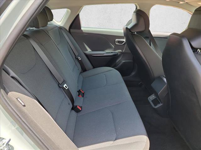 Used 2025 Kia K4 FWD image 16