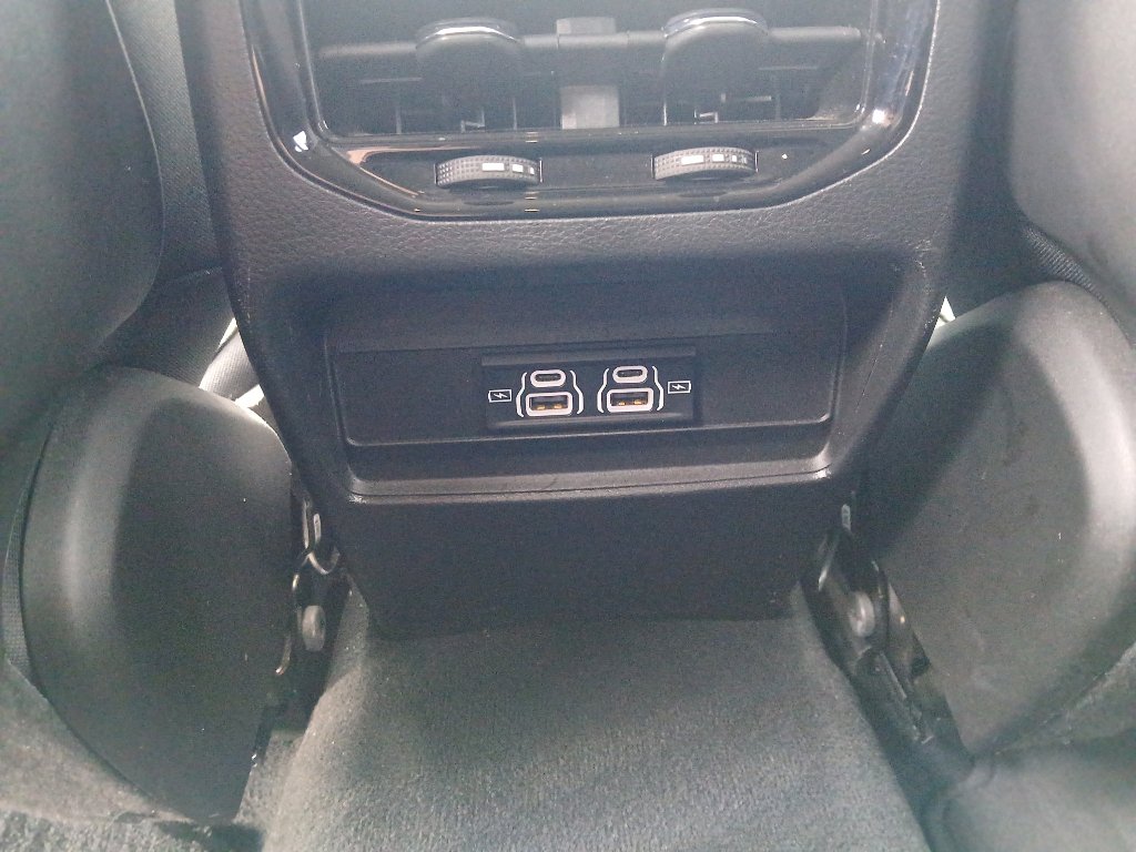 Certified 2023 Jeep Grand Cherokee Laredo X image 45