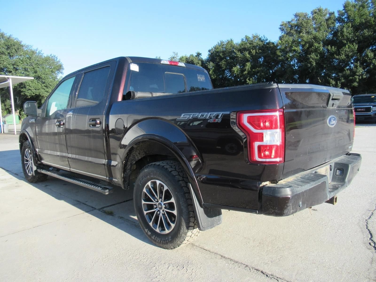 Used 2019 Ford F150 XLT w/ Equipment Group 302A Luxury AWD/4WD image 3