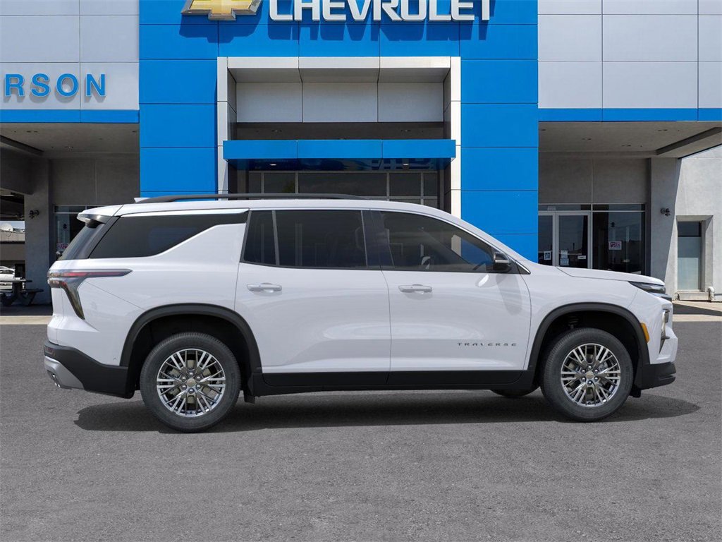 New 2025 Chevrolet Traverse LT image 5